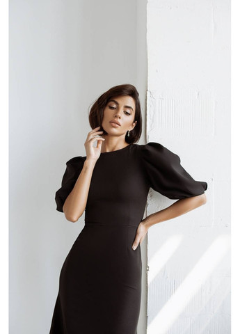 Черное платье миди черного цвета No Brand