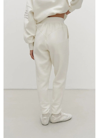 Костюм з оригінальною вишивкою (світшот, штани), колір Білий Rica Mare (367831688)