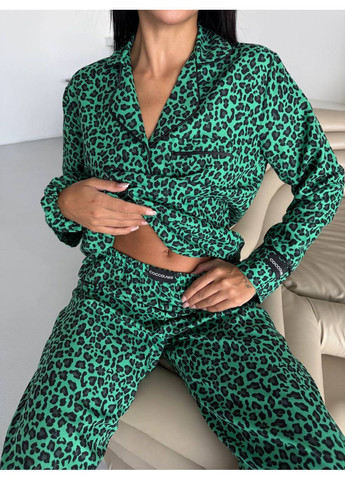 Зеленая всесезон женская пижама зелёная с леопардовым принтом рубашка + брюки Vital-Textile 1289
