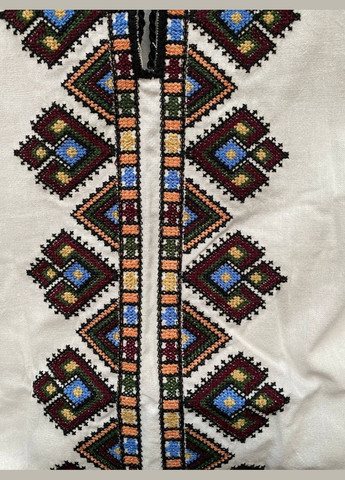 Молочна чоловіча вишиванка святкова біла ESQ (308796434)