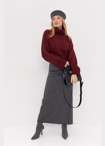 Бордовий короткий трикотажний светр з високою горловиною Lurex