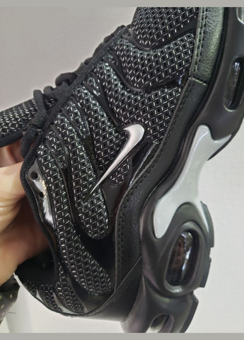 Чорні кросівки air vapormax plus Nike