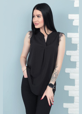 Чорна літня блузка з мереживом Fashion Girl