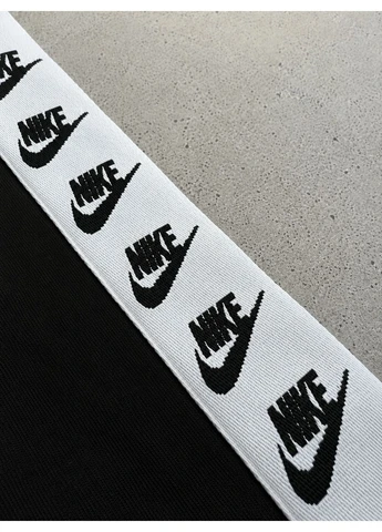 Черно-белый летний спортивный комплект No Brand