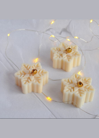 Новогодний набор свечей из соевого воска «Snowflakes» М SP2397 ручной роботы 3 шт Spokiy (315135484)