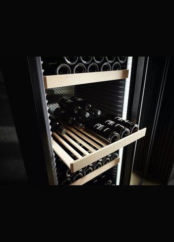 Холодильник для вина, 168.4x60х76.3, холод.отд.425л, зон - 1, бут-196, ST, дисплей, черный LIEBHERR