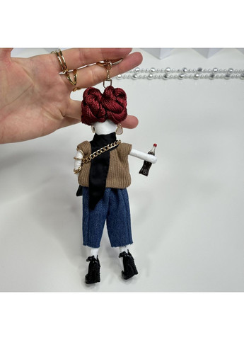 Брелок-чудернацька лялька в стилі бренду на сумку, рюкзак або ключі | Стильна підвіска-іграшка з аксесуарами B&S (372006095)