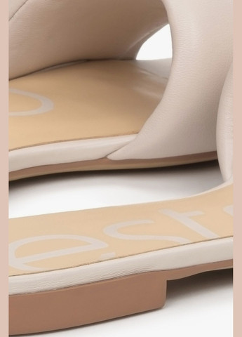 Шльопанці, колір молочний Estro (324030247)