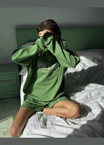 Жіночий спортивний костюм No Brand (299960865)