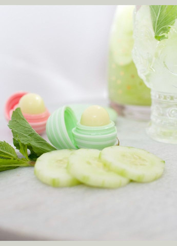 Бальзам для губ Visibly Soft Lip Balm Cucumber Melon Огіркова диня (7 г) EOS (278773624)
