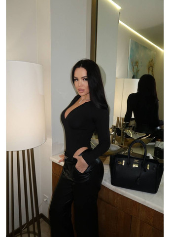 Теплий однотонний боді чорного кольору 36131 Fashion (370603793)