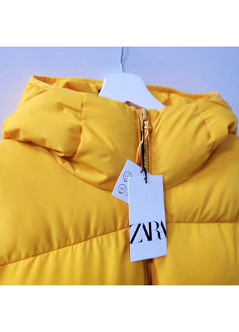 Жовта тепла легка ярка стьобана куртка Zara