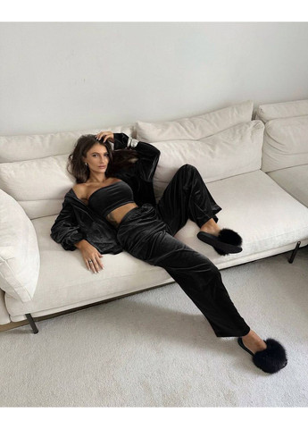 Чорна жіноча піжама з оксамиту Osoblyva