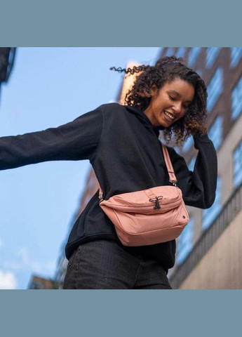 Сумка-рюкзак антивор Citysafe CX Convertible 6 ст. защиты 8 л Розовый (20410340) Pacsafe (335406503)