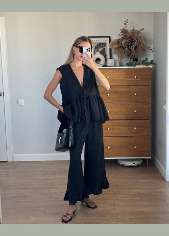 Жіночий костюм з льону Adelante (325627175)