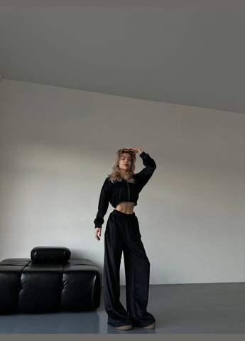 Жіночий костюм з велюру: укорочене худі на блискавці та широкі штани MonCher (338186175)