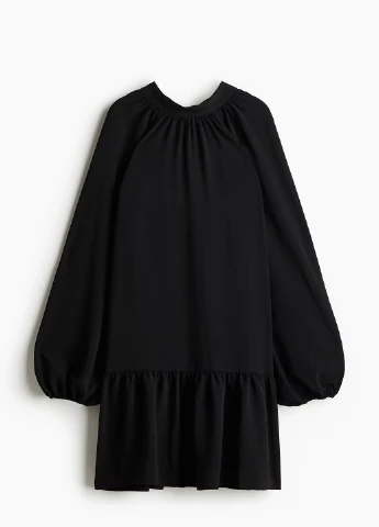 Черное повседневный платье H&M однотонное