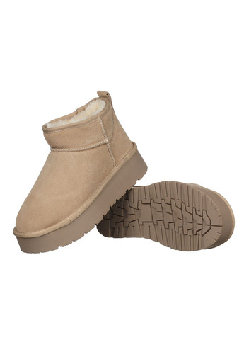 Угги женские зимние короткие теплые без застежек замшевые на высокой подошве повседневные для прогулок бежевые A3301 No Brand (362910412)