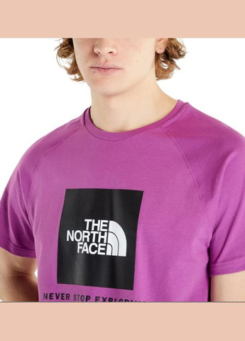 Фиолетовая футболка the north face s/s raglan redbox tee New Balance