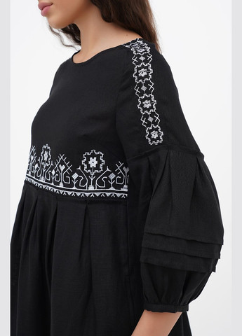 Чорна вишита міні сукня з тонкого льону з квітковим геометричним орнаментом пектораль з кишенями., р., код 0401/38/147 ГАЛЕРЕЯ ЛЬОНУ