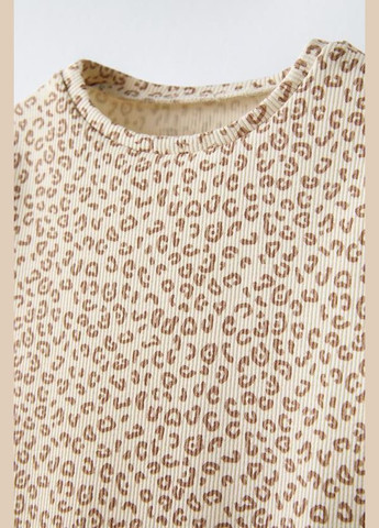 Бежева літня футболка в рубчик бежева Zara