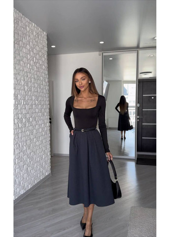 Графитовая женская юбка из шерсти Osoblyva