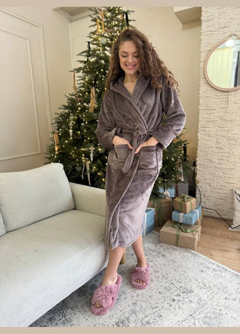 Жіночий шоколадний No Brand халат (316605405)