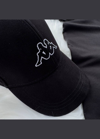 Черная 5 в 1 футболка + шорты + кепка + 2 пары носков в подарок No Brand