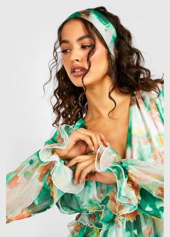 Зелена повсякденний сукня Boohoo з малюнком