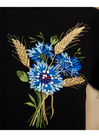 Чорна жіноча футболка вишиванка чорна волошковий букет xrmaster трикотаж (349461215)