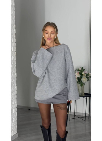 Сірий демісезонний жіночий светр оверсайз з вирізом на спині джемпер MonCher