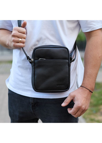 Чоловіча сумка через плече, гладкая кожа 20х16х6, месенджер для міста, барсетка для телефону та документів, чорна No Brand (382744731)