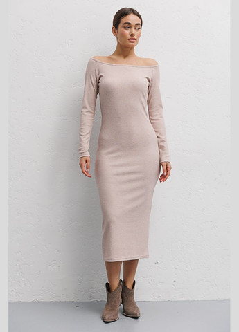 Бежевое трикотажное платье-футляр шоколадного цвета Arjen