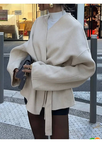 Молочное демисезонное Женское укороченное пальто из кашемира. GD/GL Модний простір