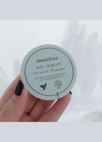 Безбарвна матуюча розсипчаста пудра для обличчя No Sebum Mineral Powder, 5г INNISFREE (372474877)