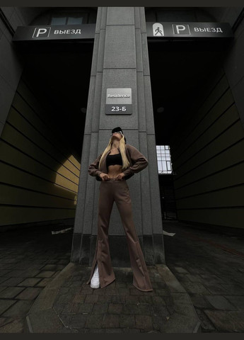 Удобный повседневный костюм с трендовыми брюками. Vakko (322181661)