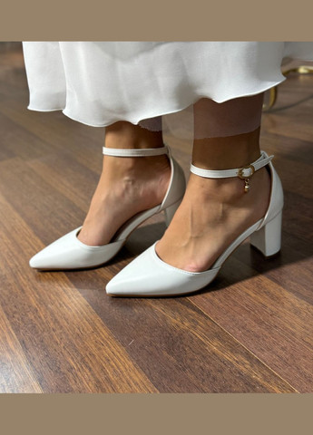 No Brand Весільні шкіряні жіночі туфлі +брошка перли (знімається)- 2-ри образи в одному 9 см - Білий колір білий з штучна шкіра, — літо (322414699)