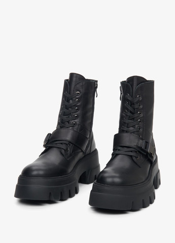 Зимние ботинки, цвет черный Estro