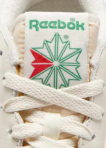 Бежевые кроссовки женские оригинальные Reebok SCRAP BS 8242