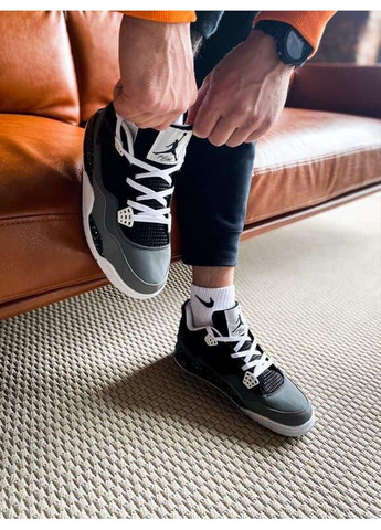 Білі Осінні кросівки чоловічі nike air jordan retro 4 stelth найк аір джордан No Brand