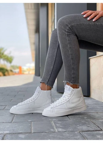 КРОССОВКИ ЖЕНСКИЕ NIKE BLAZER WHITE REFLECTIVE НАЙК БЛЕЙЗЕР БЕЛЫЕ No Brand белые демисезоны (392016588)