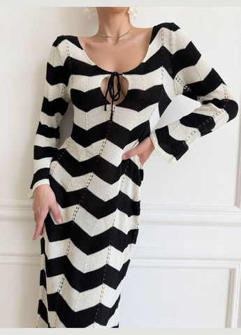 Черно-белое повседневный, коктейльное, вечернее платье вязаное длинное No Brand в полоску