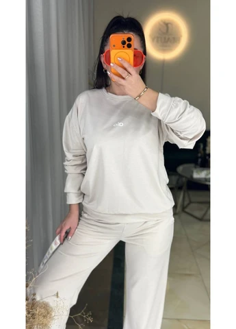 Жіночий спортивний костюм No Brand (379986372)