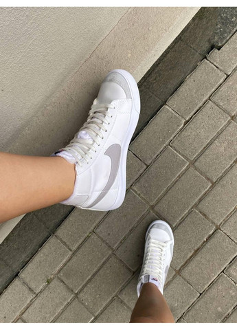 Бежевые демисезонные кроссовки мужские nike blazer 77 low ‘77 vintage white beige 2 найк блейзер No Brand
