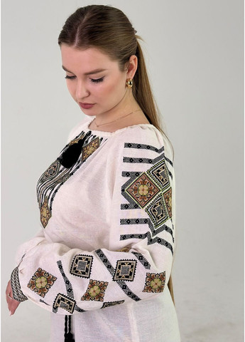 Сіро-бежева вишиванка, жіноча на сірому домотканому полотні, довгий рукав Українська вишиванка візерунок геометричний пряма, вільна домоткане полотно (354809194)