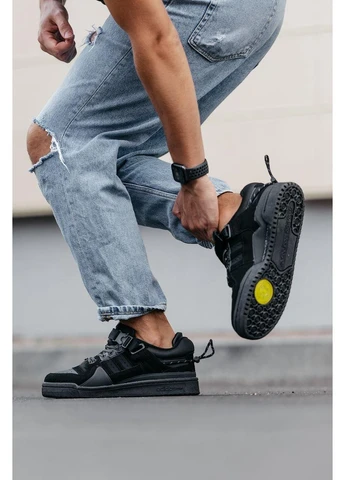 Чорні кросівки чоловічі adidas forum x bunny black адідас форум чорні демісезон No Brand