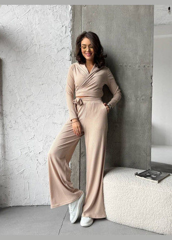 Прогулянковий жіночий костюм у рубчик Fashion (321973648)