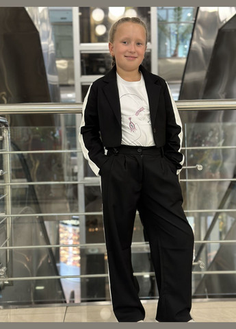 Черный демисезонный костюм для девочки tob002-tob004 короткий жакет + брюки-палаццо черный с белым (италия) брючный To Be Too