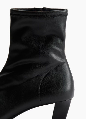 Черные демисезонная ботильоны H&M
