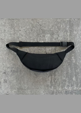 Сумка бананка на груди стильна поясна бананки поясна сумка унісекс чорна No Brand (340164172)